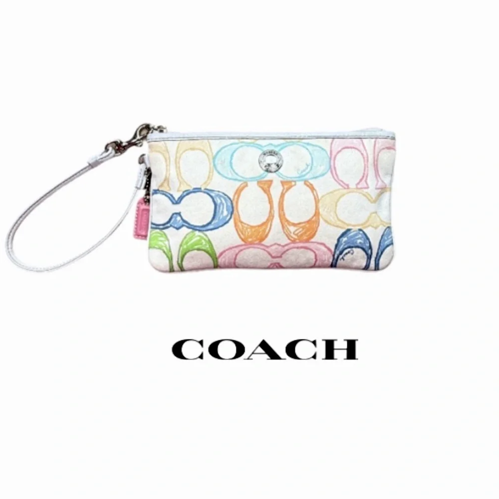 COACH | Hampton Scribble Wristlet